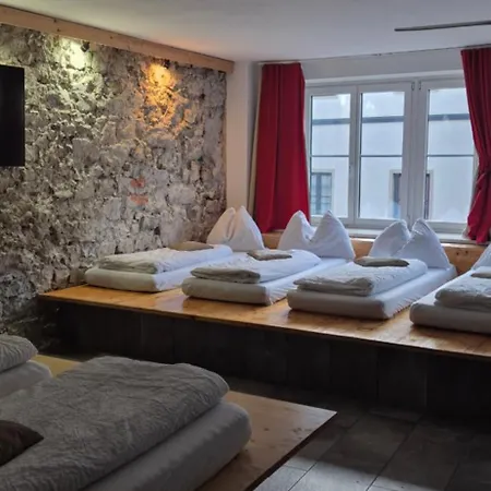 Adler 골링안데살자흐