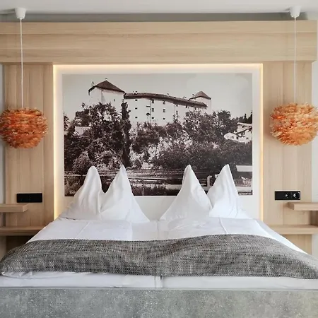 Adler 호텔 골링안데살자흐